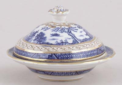 Miniature Dish with Cover c1920s